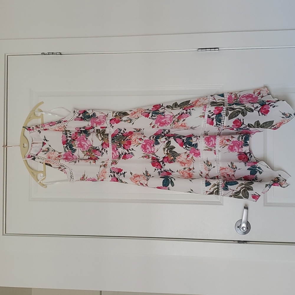 Tahari ASL floral dress Size 4